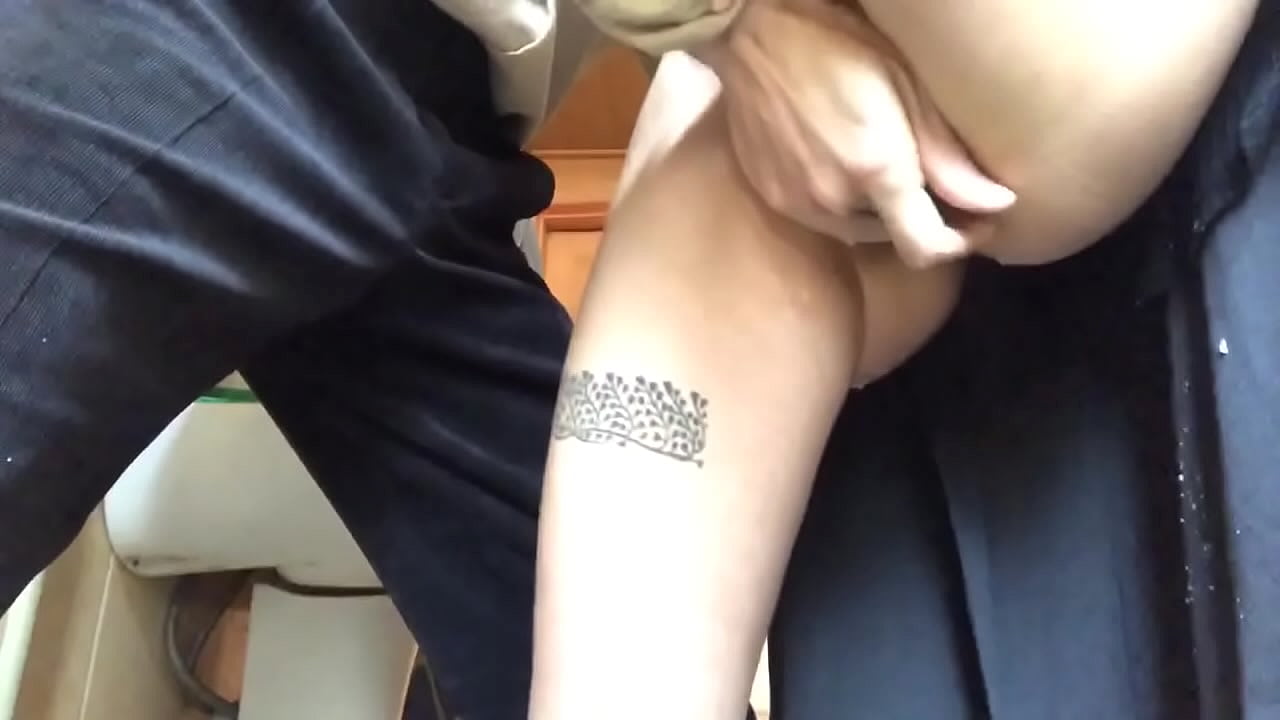 Squirt mu bafa yakusukulu, chiwombankhanga chenicheni - mphunzitsi wanga adachita zonse zomwe angathe